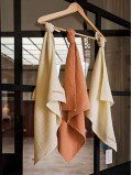lot 3 langes bébé en gaze de coton bio breastfeeling